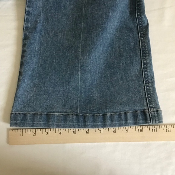 GLORIA VANDERBILT Shape Effect High Rise Flare Jeans Women’s Plus Size 14 - Picture 16 of 16